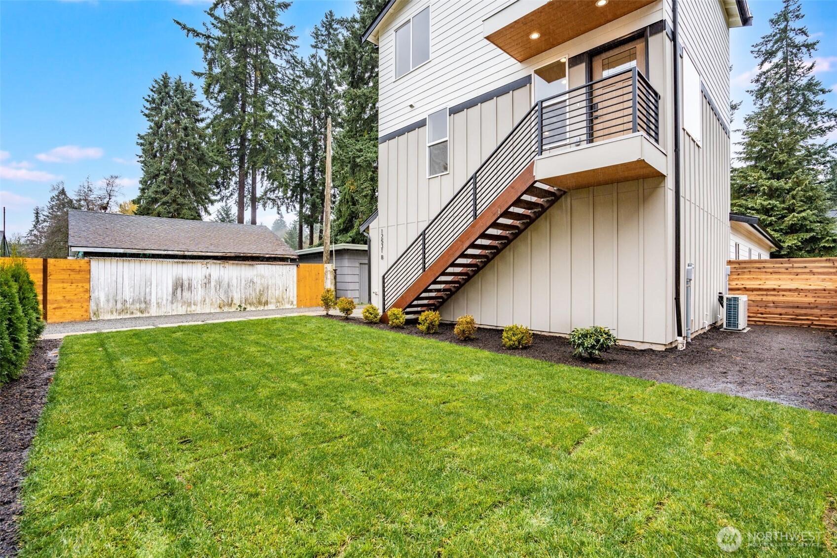 12531 25th Avenue B Property Photo 23