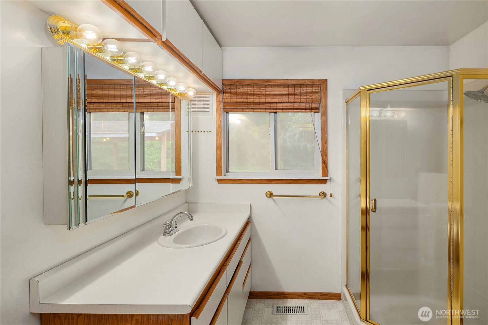 827 Marine View Circle Property Photo 16