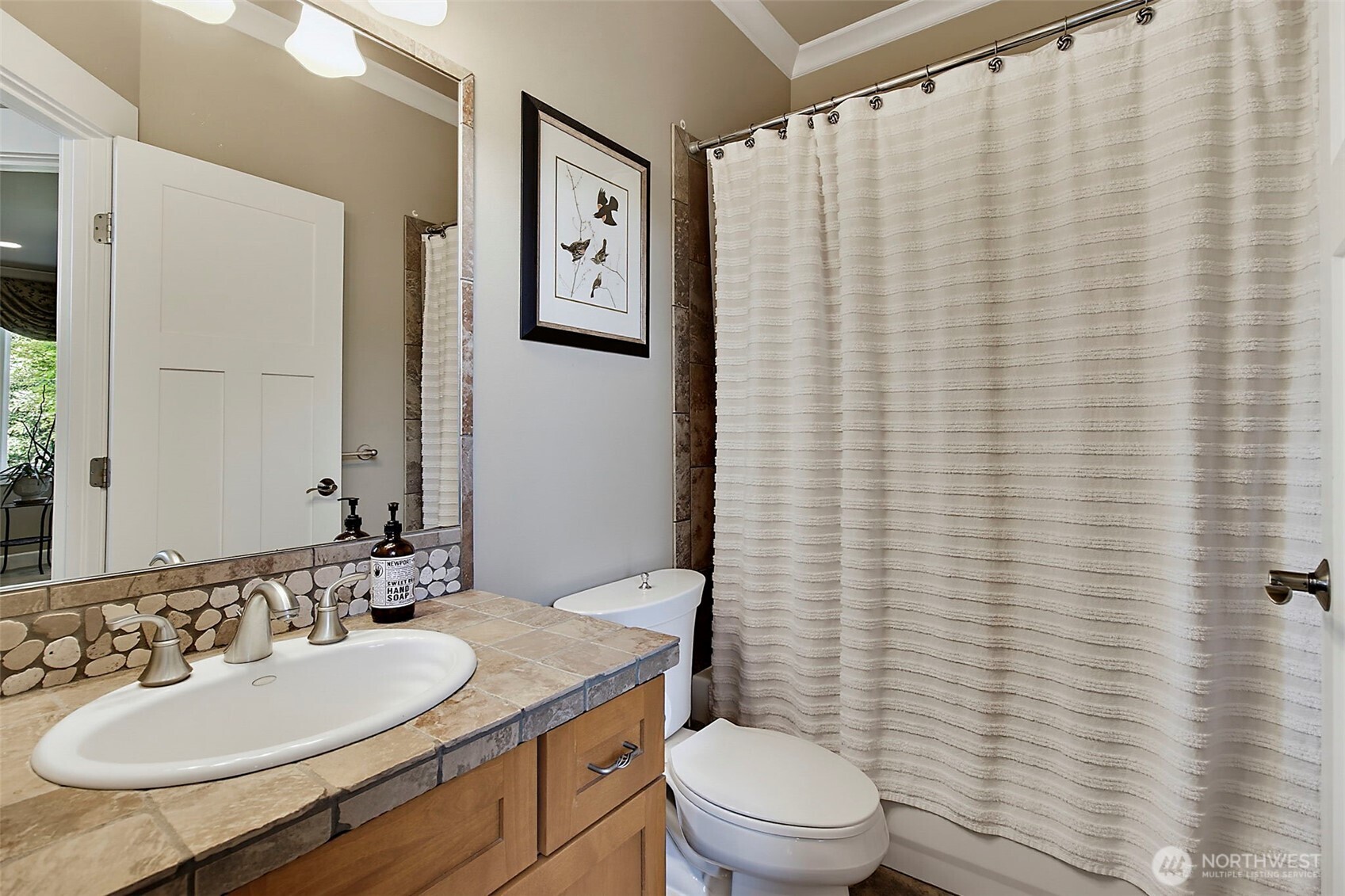 6402 Fairway Place Property Photo 8