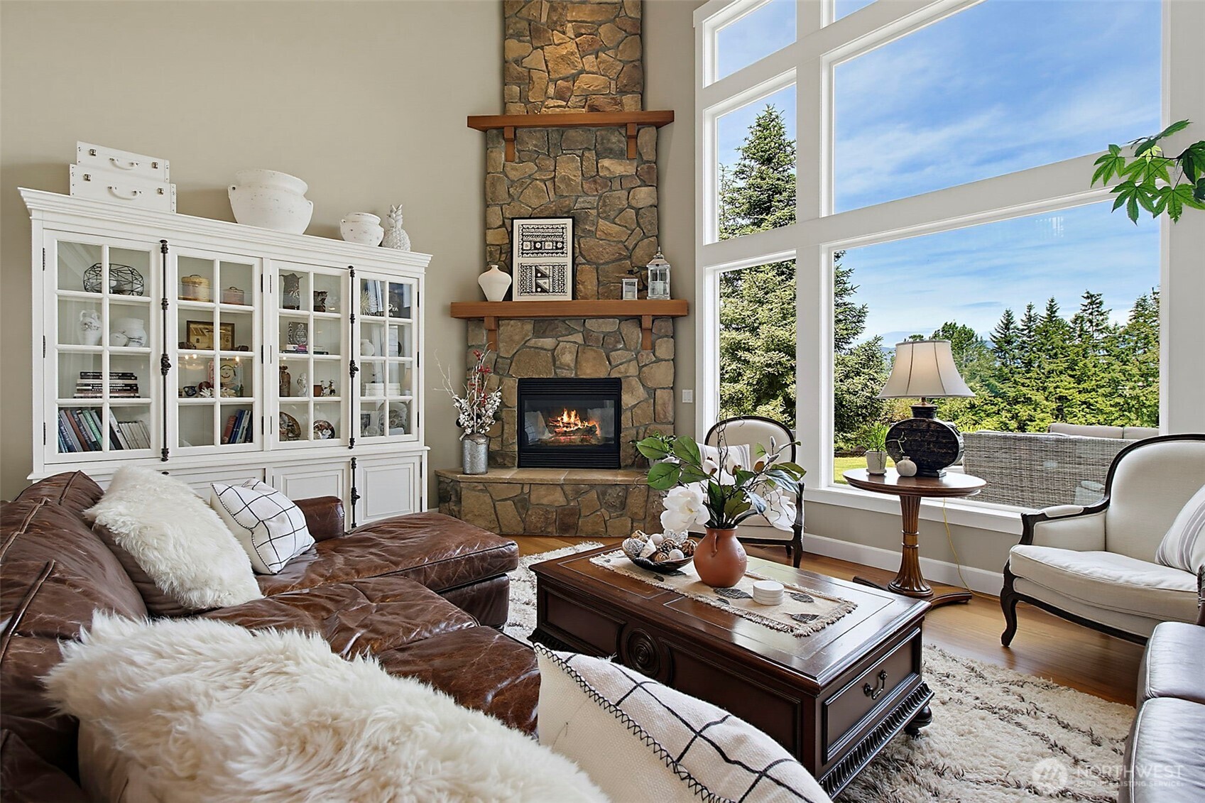 6402 Fairway Place Property Photo 10
