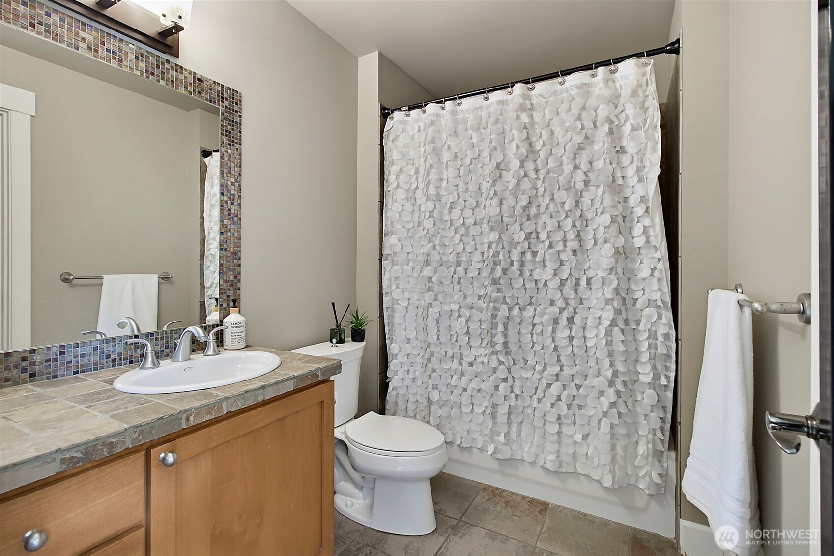 6402 Fairway Place Property Photo 27