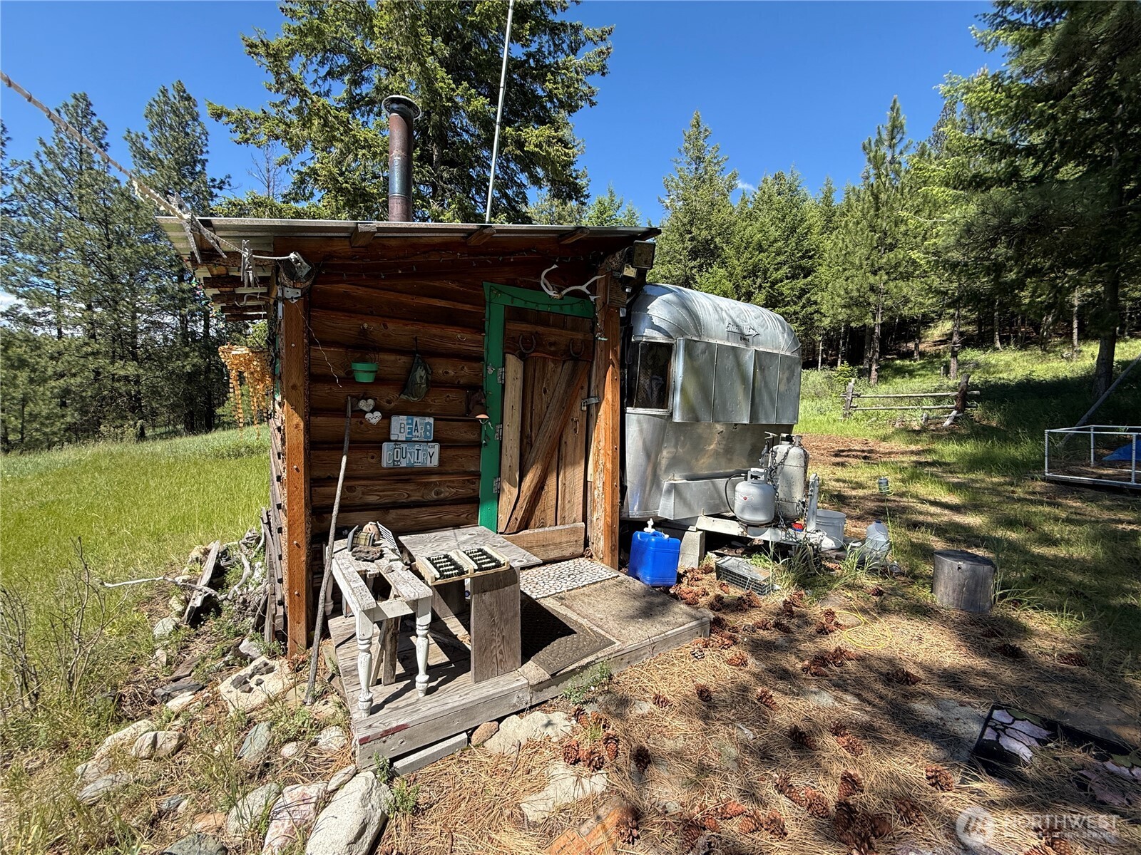 5 Hidden Spring Ranch Road Property Photo 8