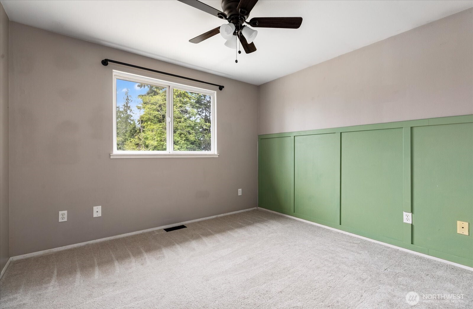 1273 Rickover Drive Property Photo 18