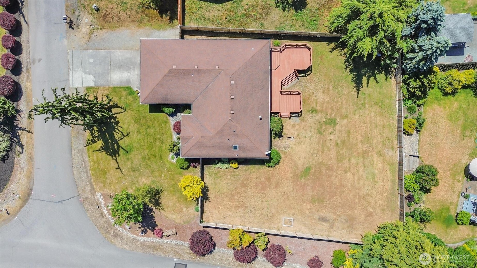 745 Erik Way Property Photo 2