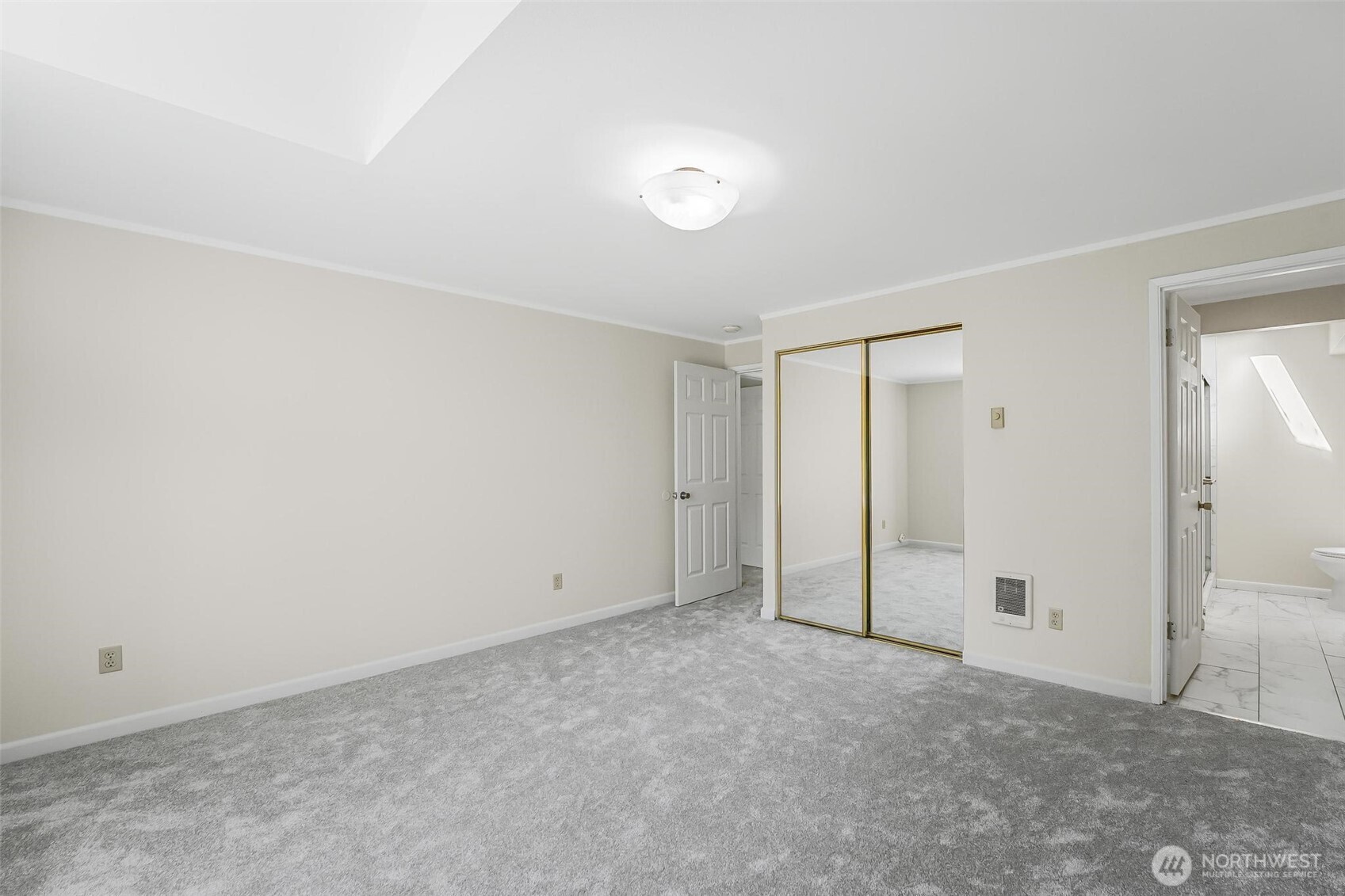 745 Erik Way Property Photo 14