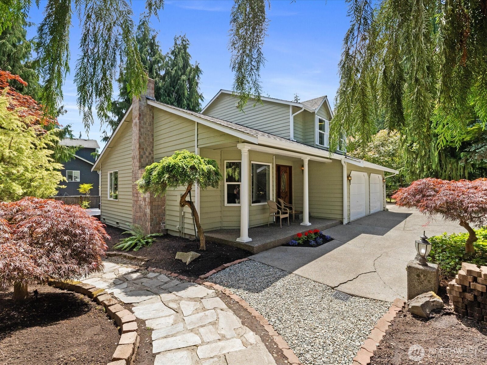 15931 2nd Place Property Photo 1