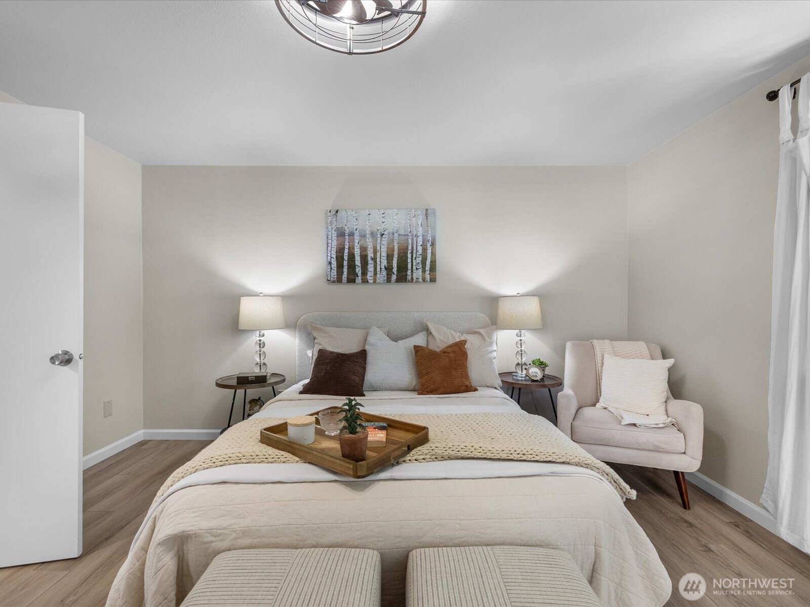 15931 2nd Place Property Photo 14