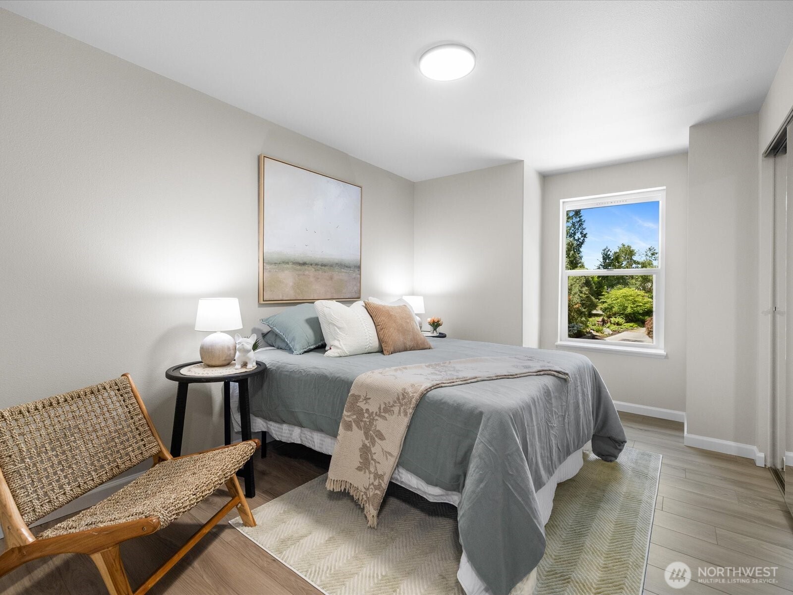 15931 2nd Place Property Photo 16