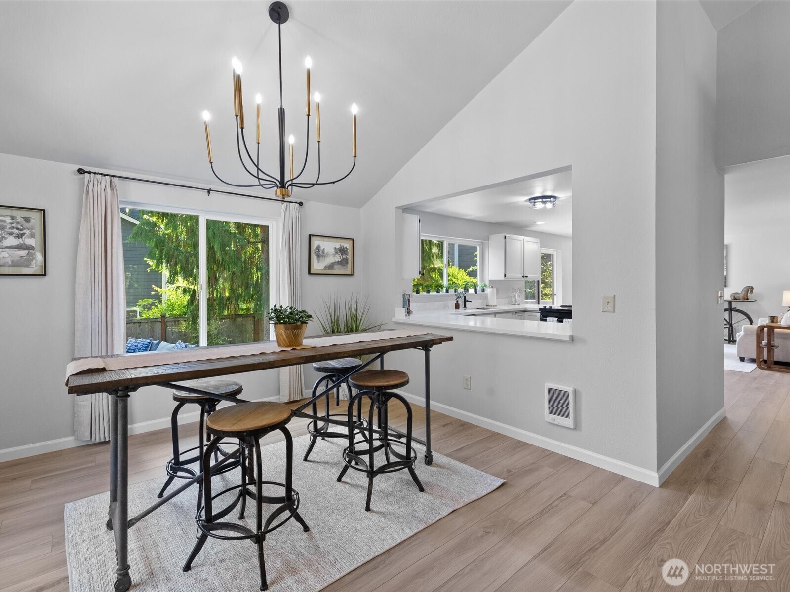 15931 2nd Place Property Photo 20