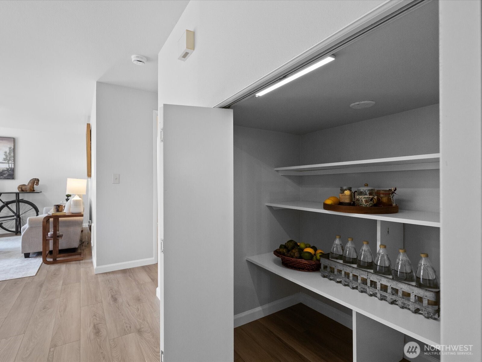 15931 2nd Place Property Photo 22