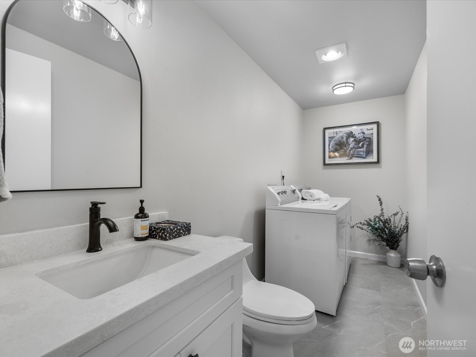 15931 2nd Place Property Photo 26