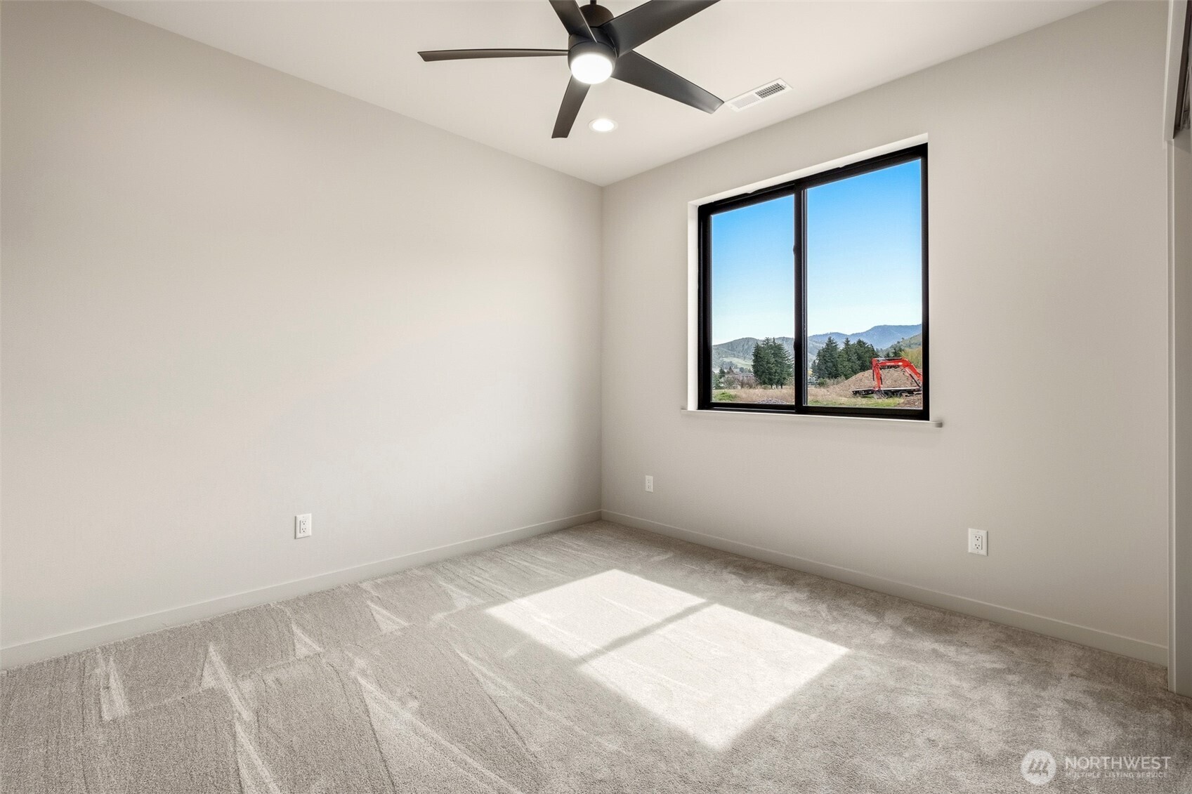 131 Fruitful Place Property Photo 7