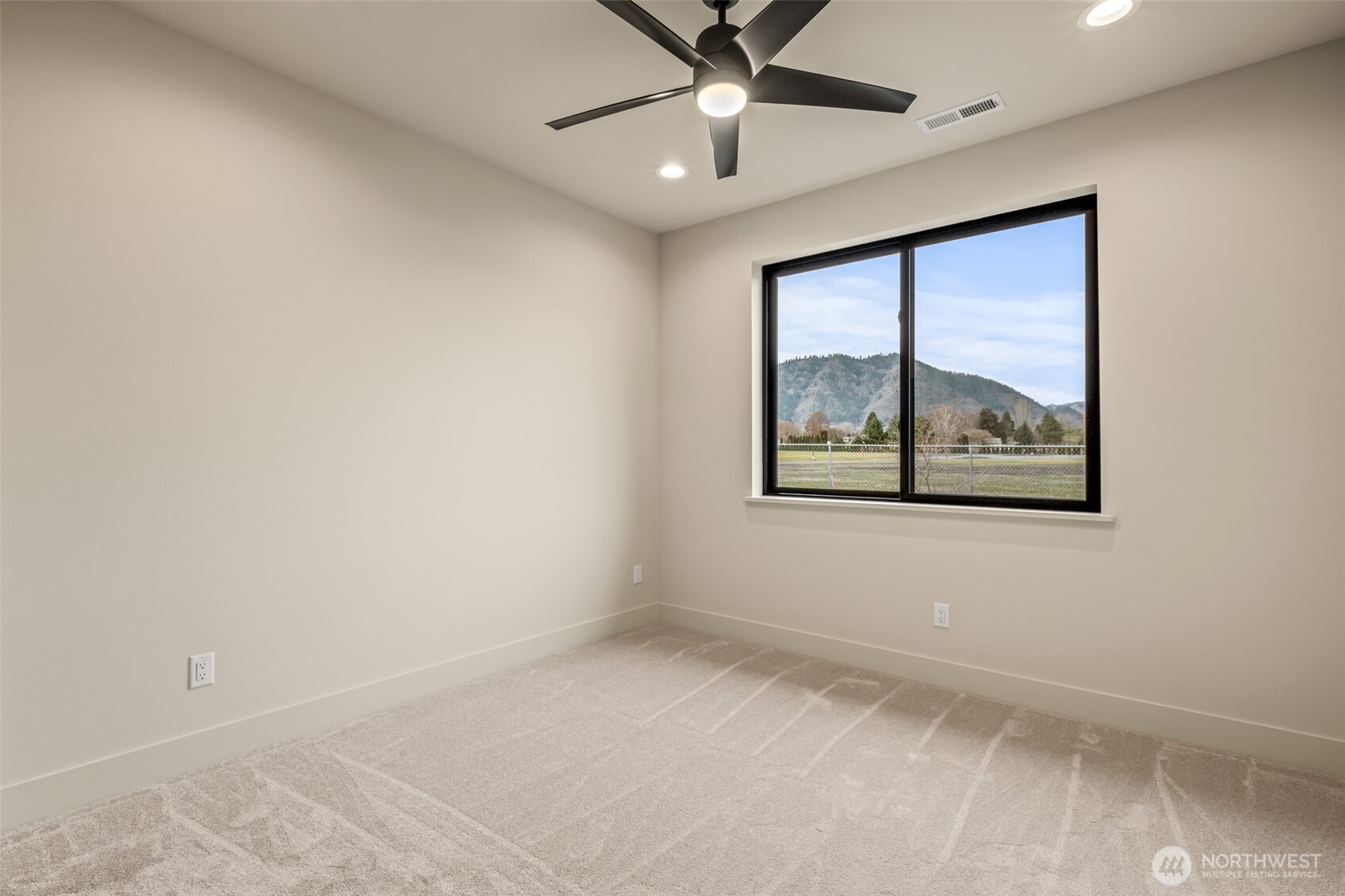 130 Fruitful Place Property Photo 22