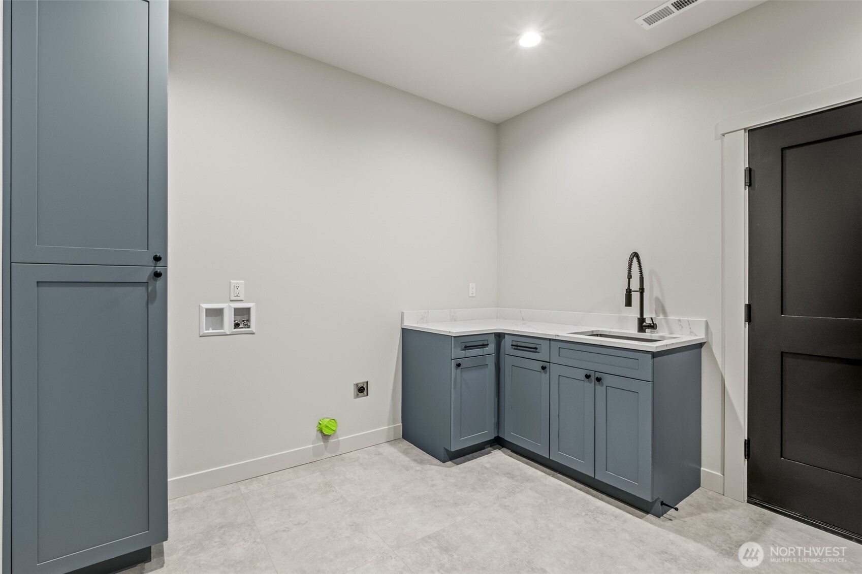 130 Fruitful Place Property Photo 33