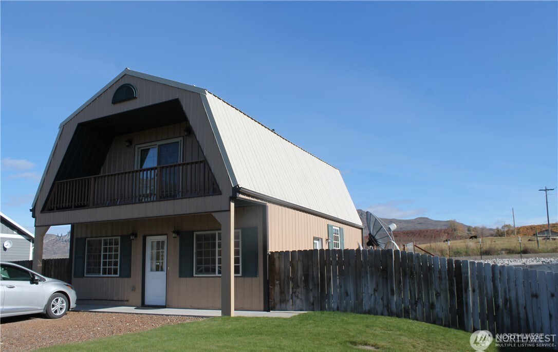 27 Orchard Loop Property Photo 3