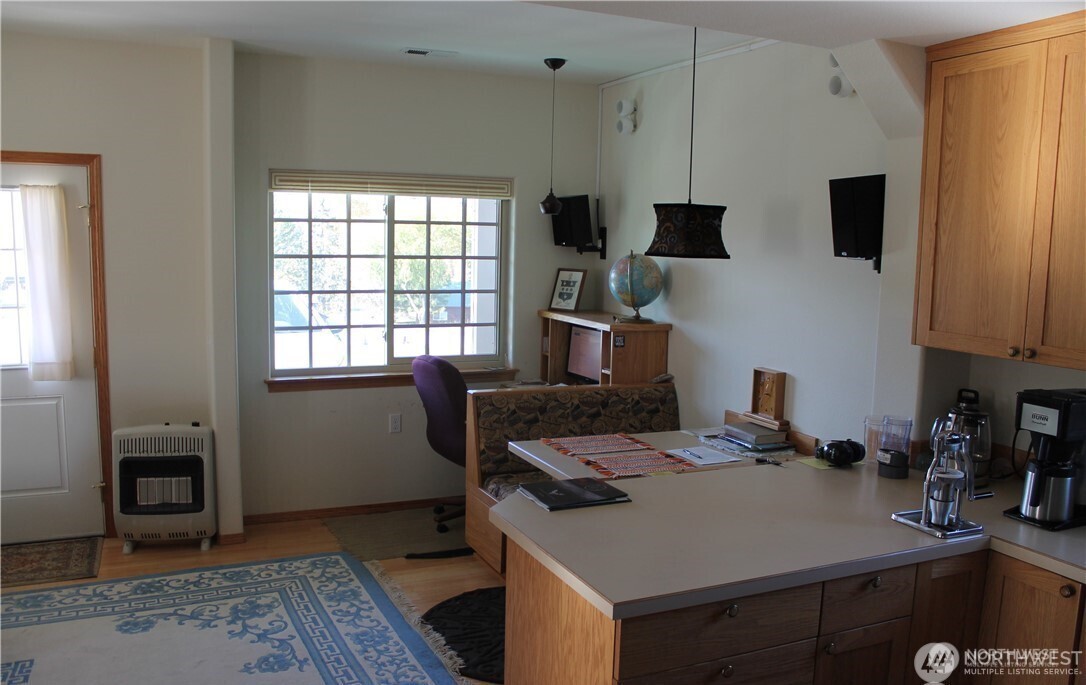 27 Orchard Loop Property Photo 8