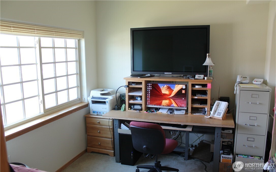 27 Orchard Loop Property Photo 12