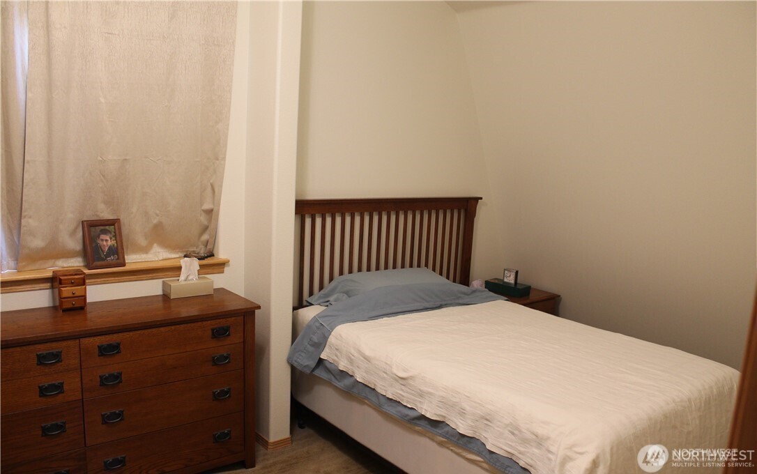 27 Orchard Loop Property Photo 13
