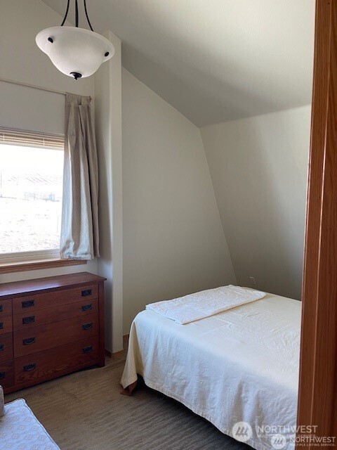 27 Orchard Loop Property Photo 16