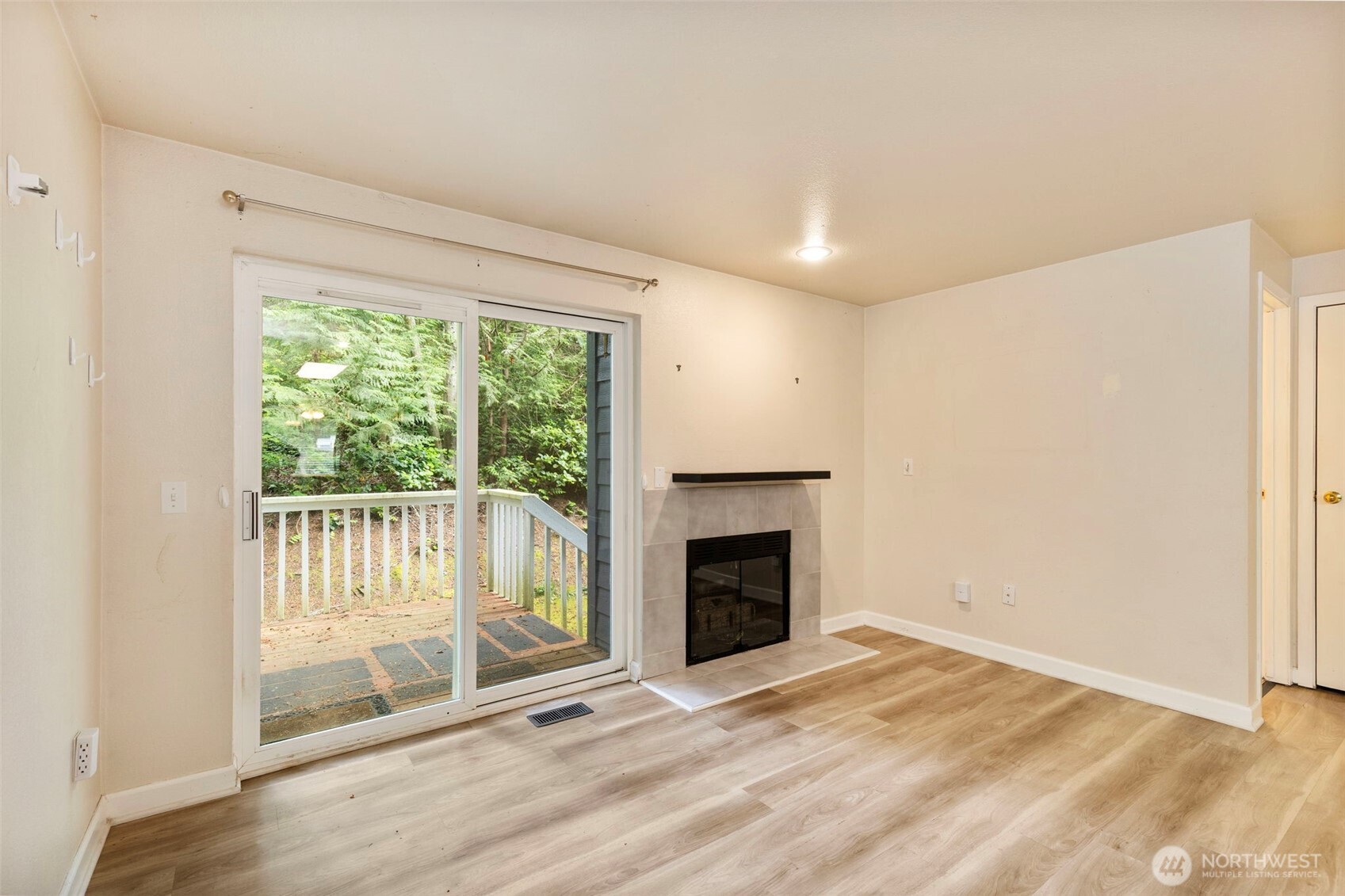 1307 Nw Slate Lane 101 Property Photo 14