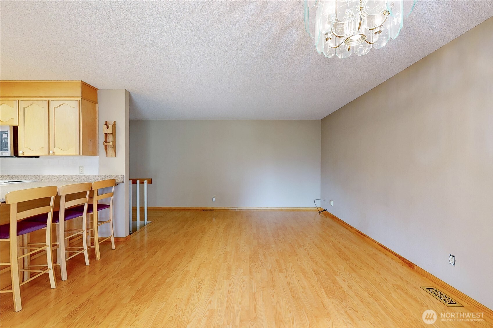 2287 Granite Drive Property Photo 4