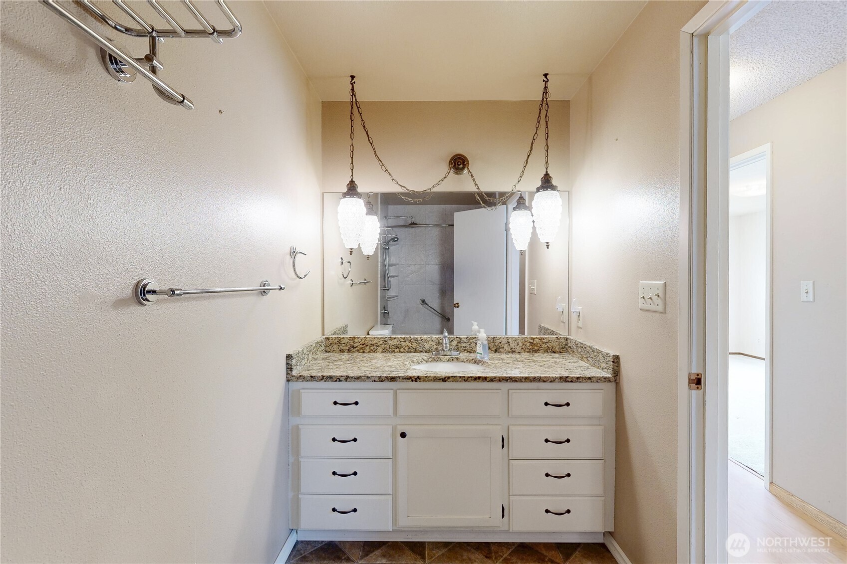 2287 Granite Drive Property Photo 16