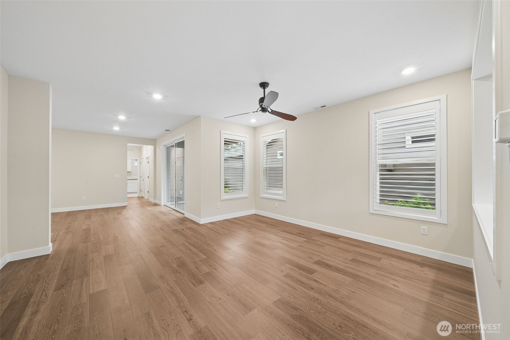 19110 Trilogy Parkway Property Photo 9