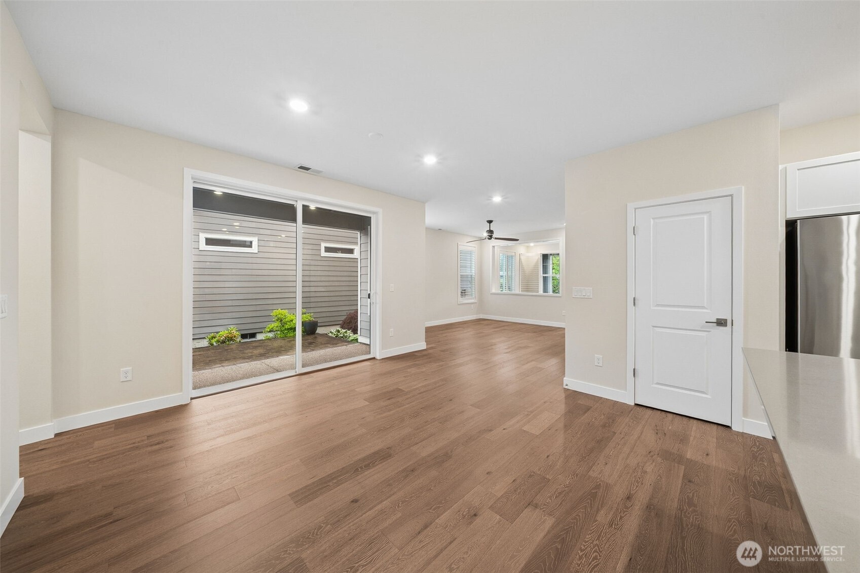 19110 Trilogy Parkway Property Photo 16