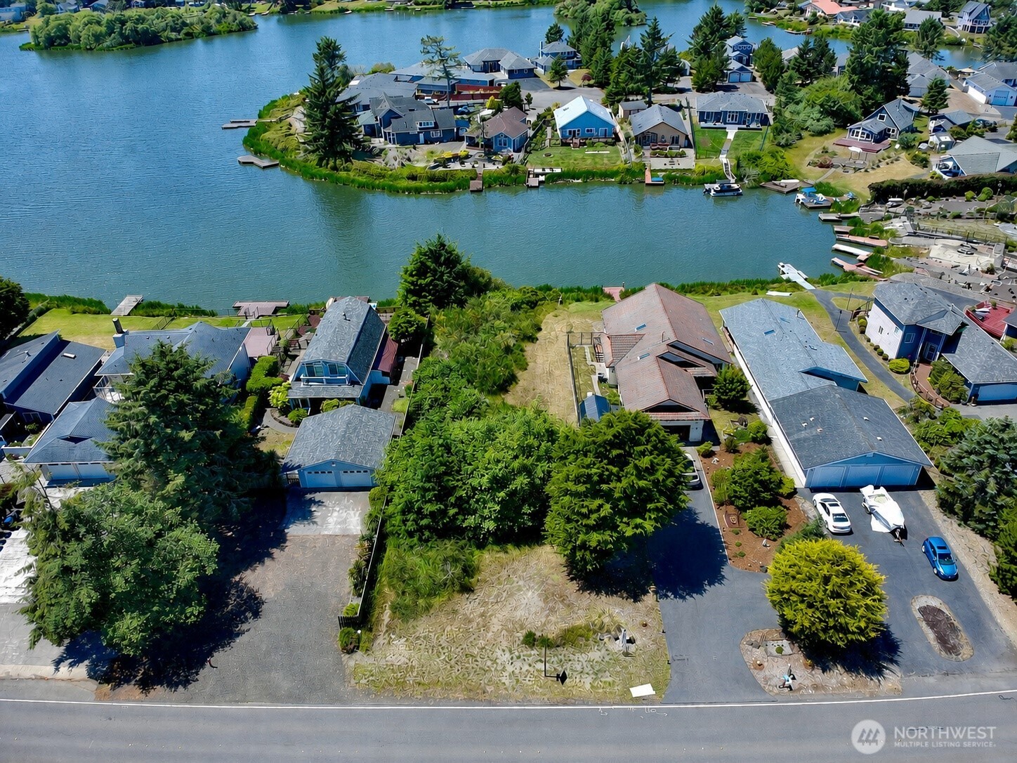 417 Duck Lake Drive Property Photo 1