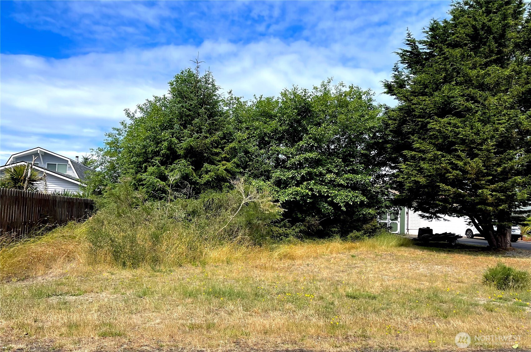 417 Duck Lake Drive Property Photo 3