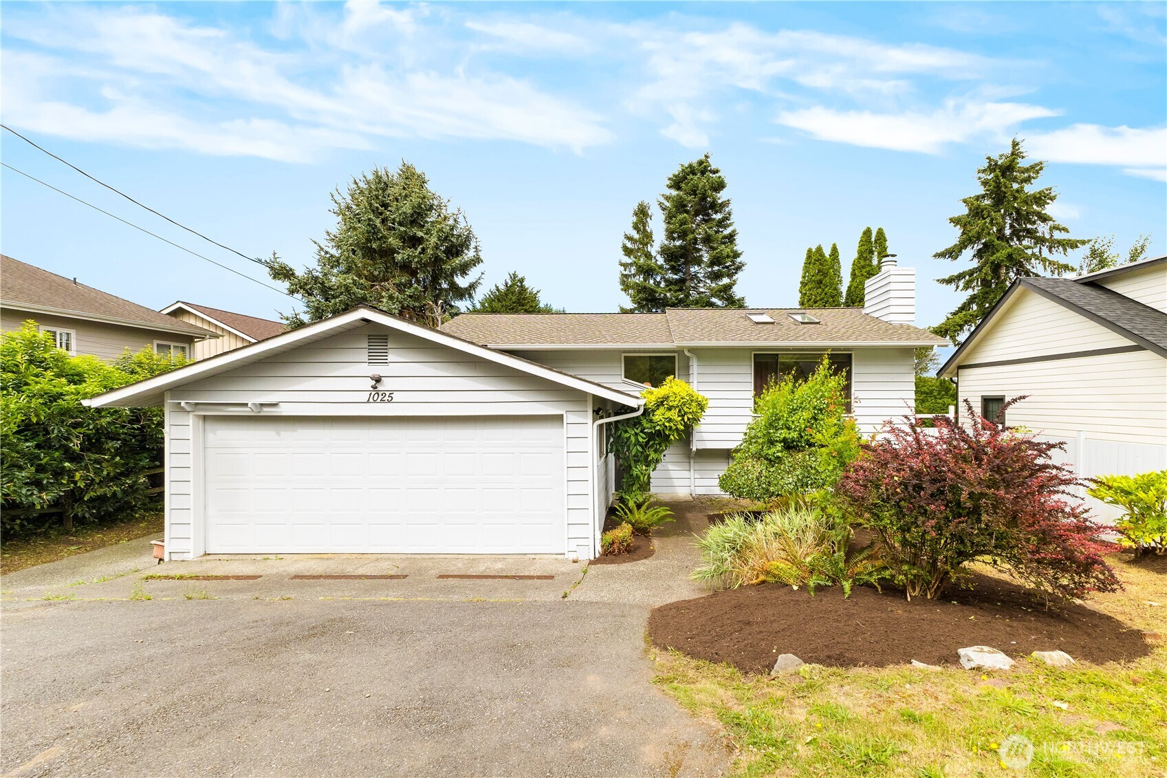 1025 Nevada Street Property Photo 2
