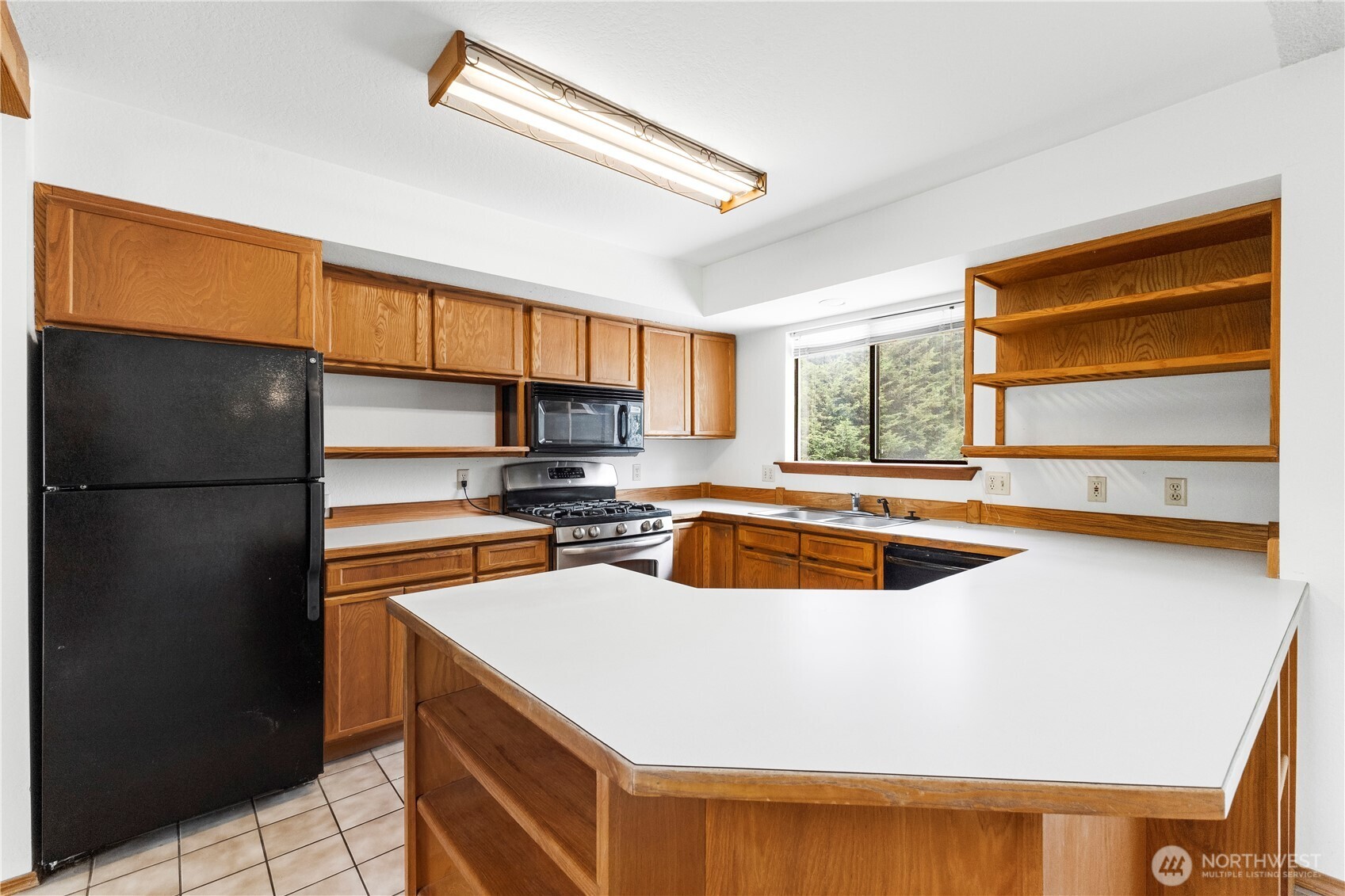1025 Nevada Street Property Photo 8