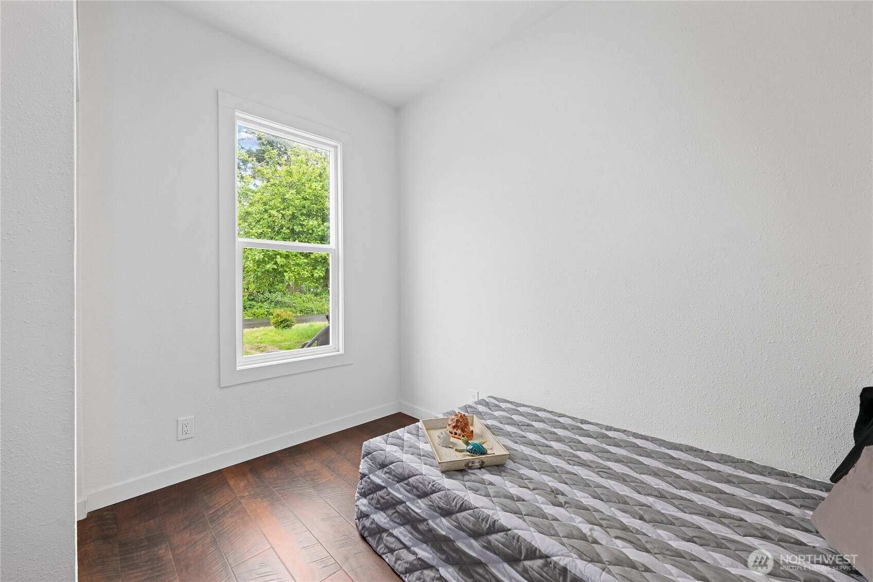 26502 Ridge Avenue Property Photo 8