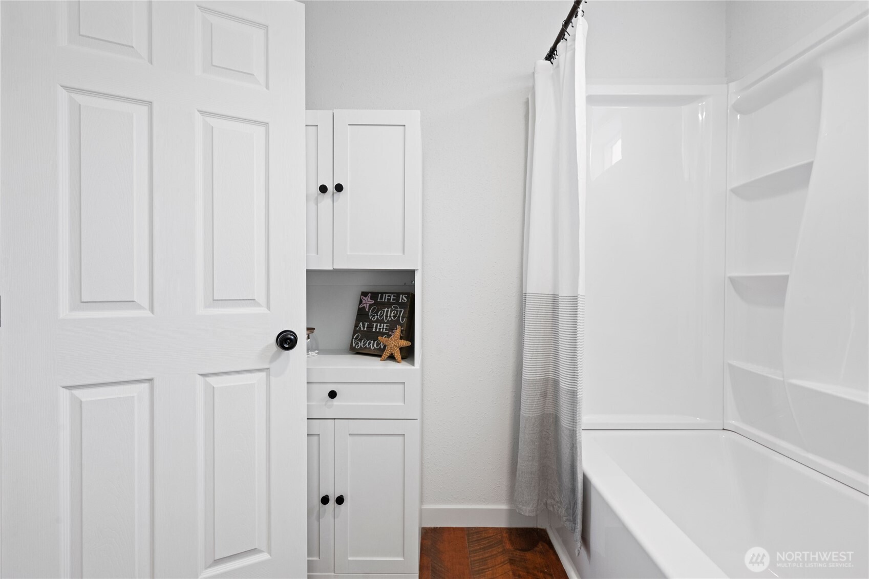 26502 Ridge Avenue Property Photo 11