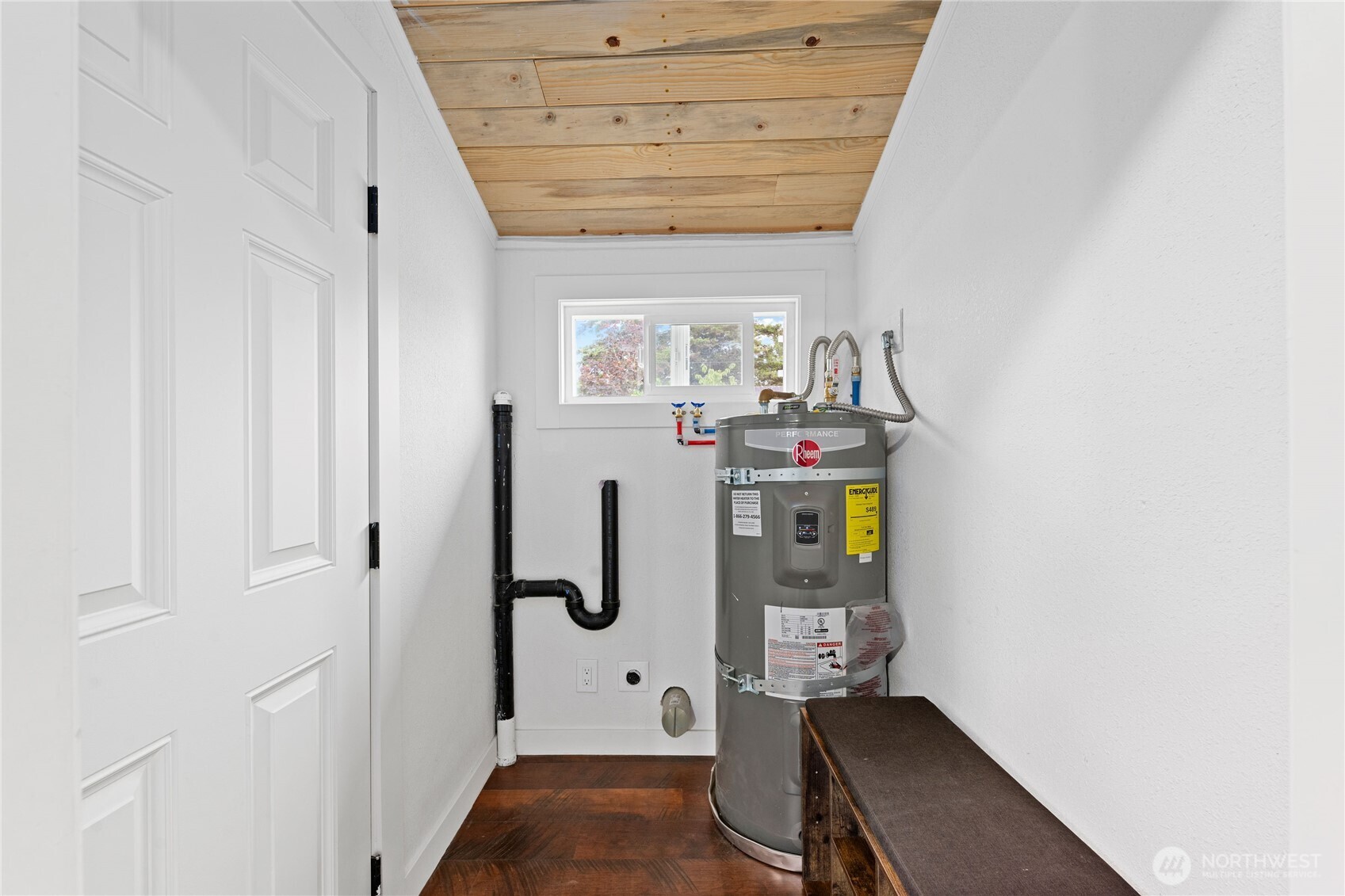 26502 Ridge Avenue Property Photo 18