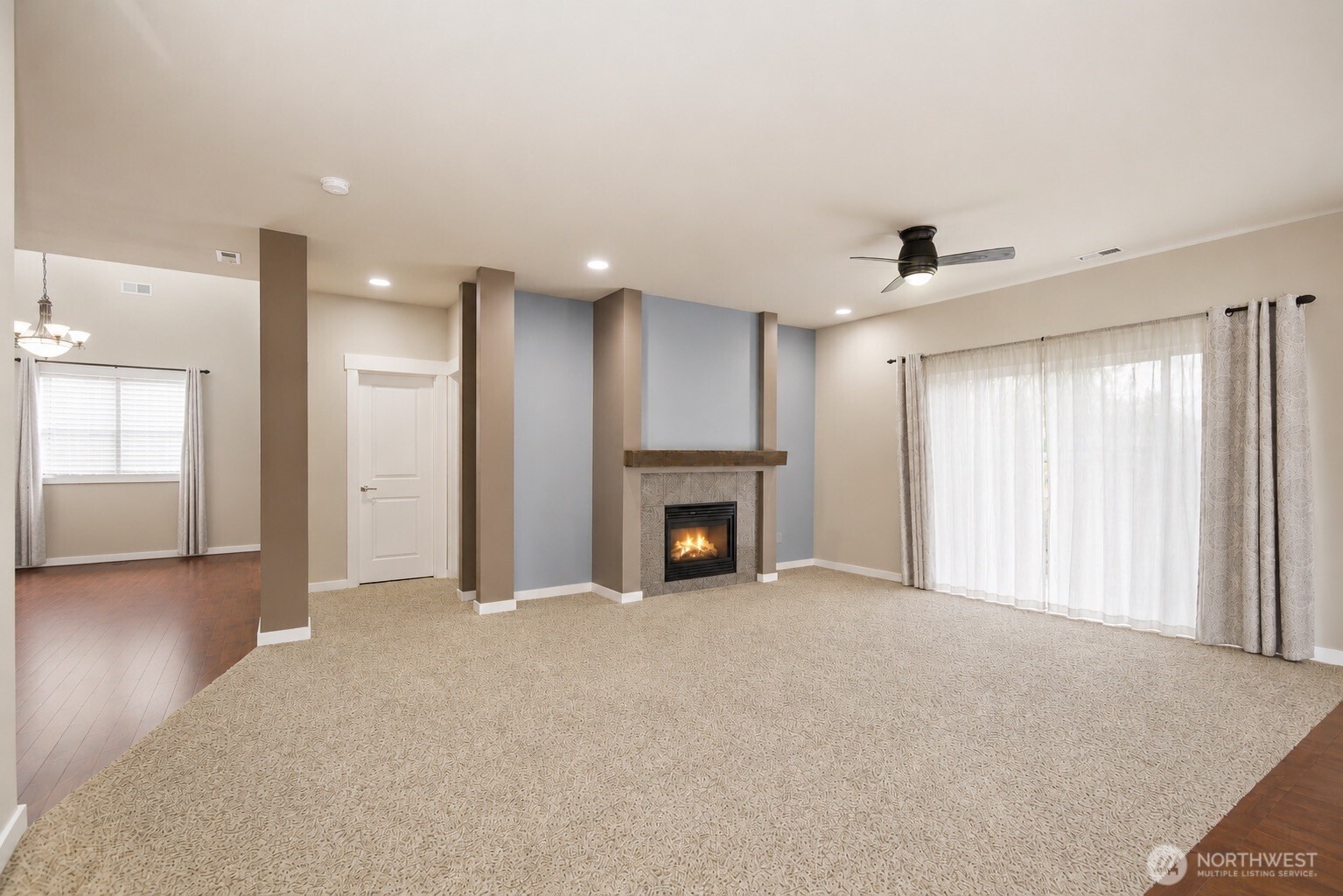 6404 Stuart Place Property Photo 6