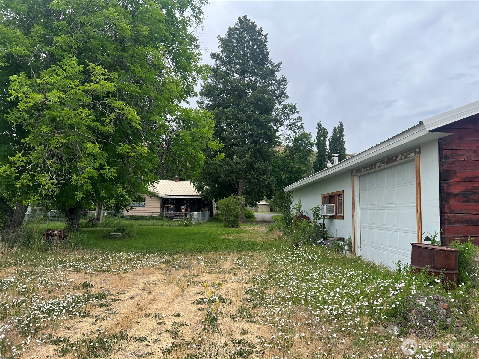 2274 Elmway Property Photo 20