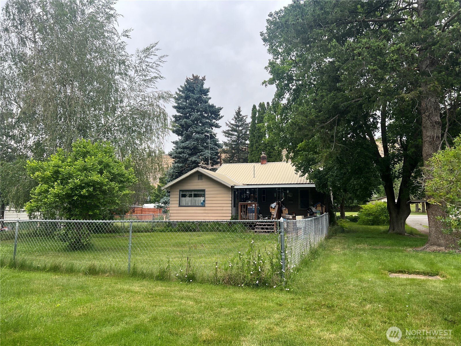 2274 Elmway Property Photo 23