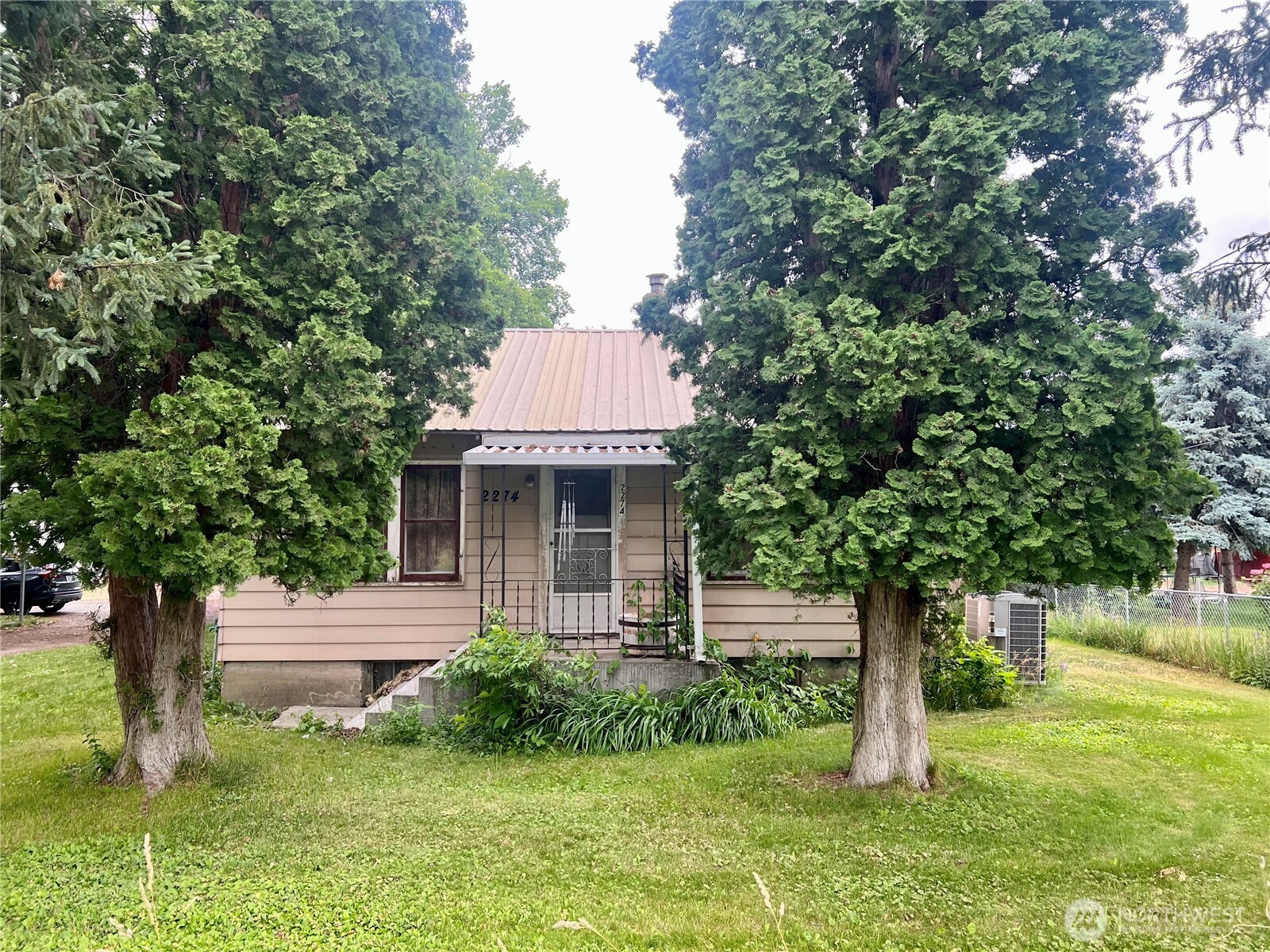 2274 Elmway Property Photo 28