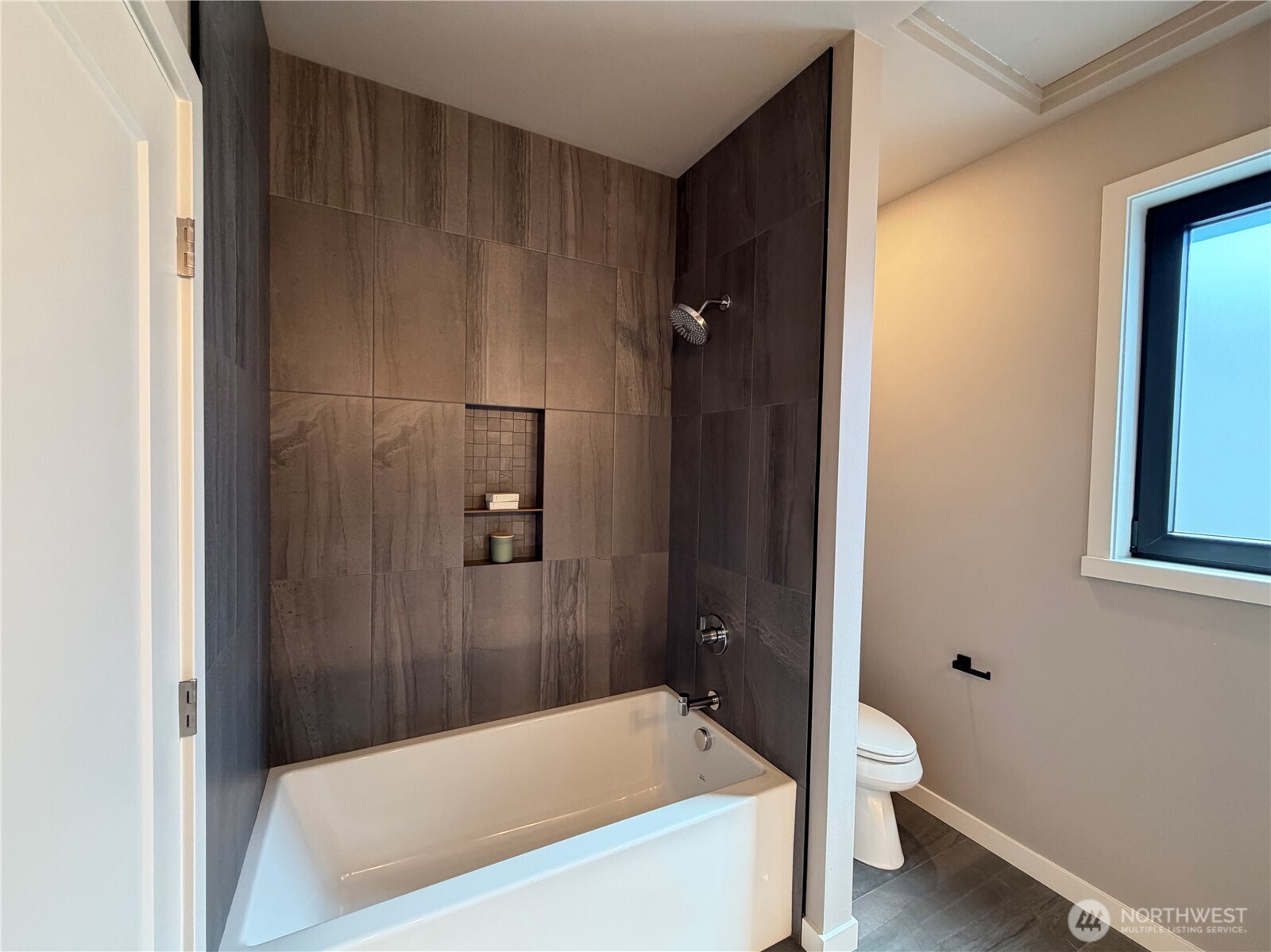4286 Creston Way Property Photo 19