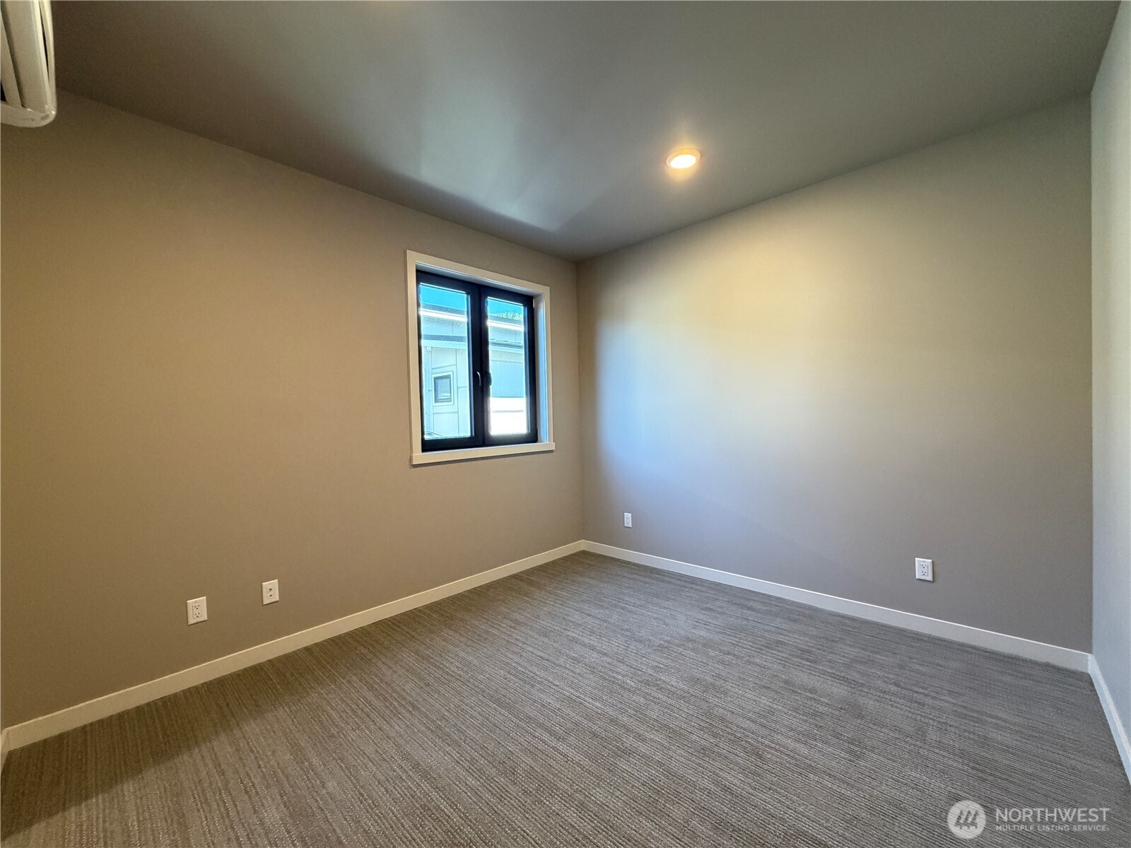 4286 Creston Way Property Photo 20