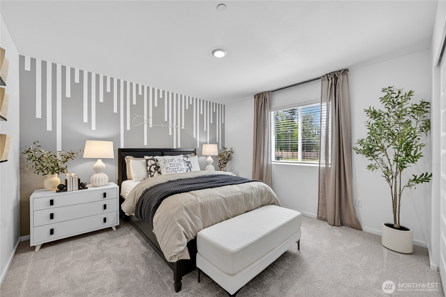 8426 44th Place Property Photo 17