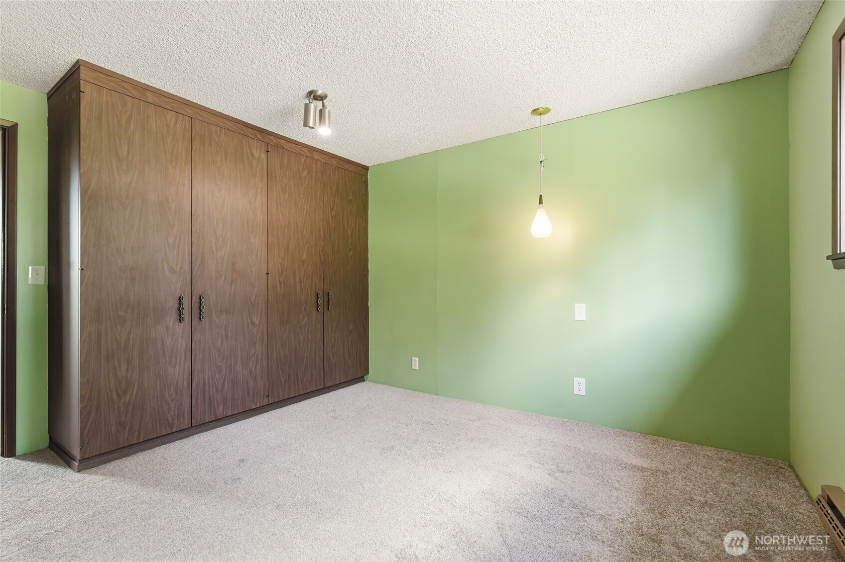 2406 Emerald Drive Property Photo 30
