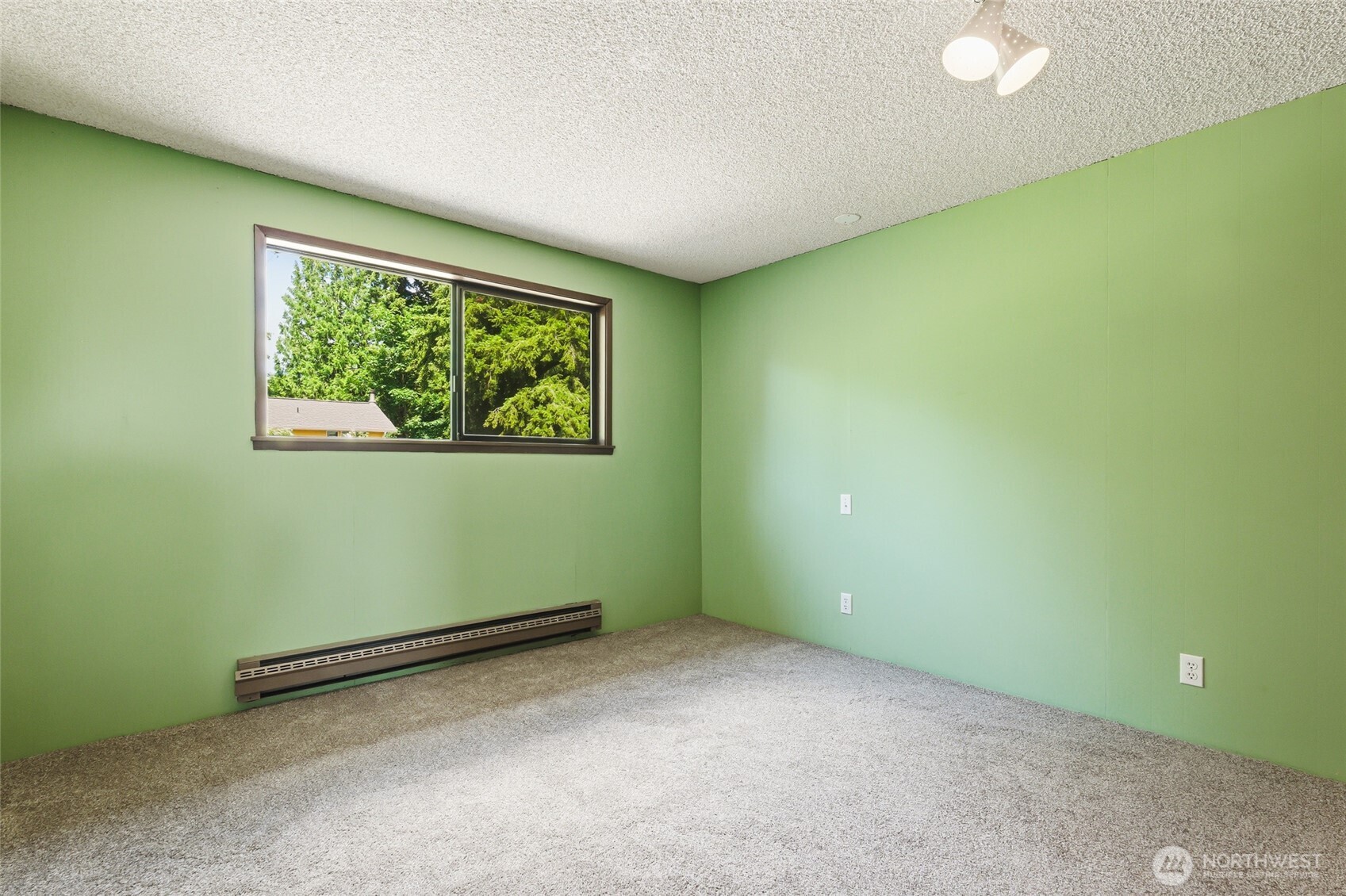 2406 Emerald Drive Property Photo 31