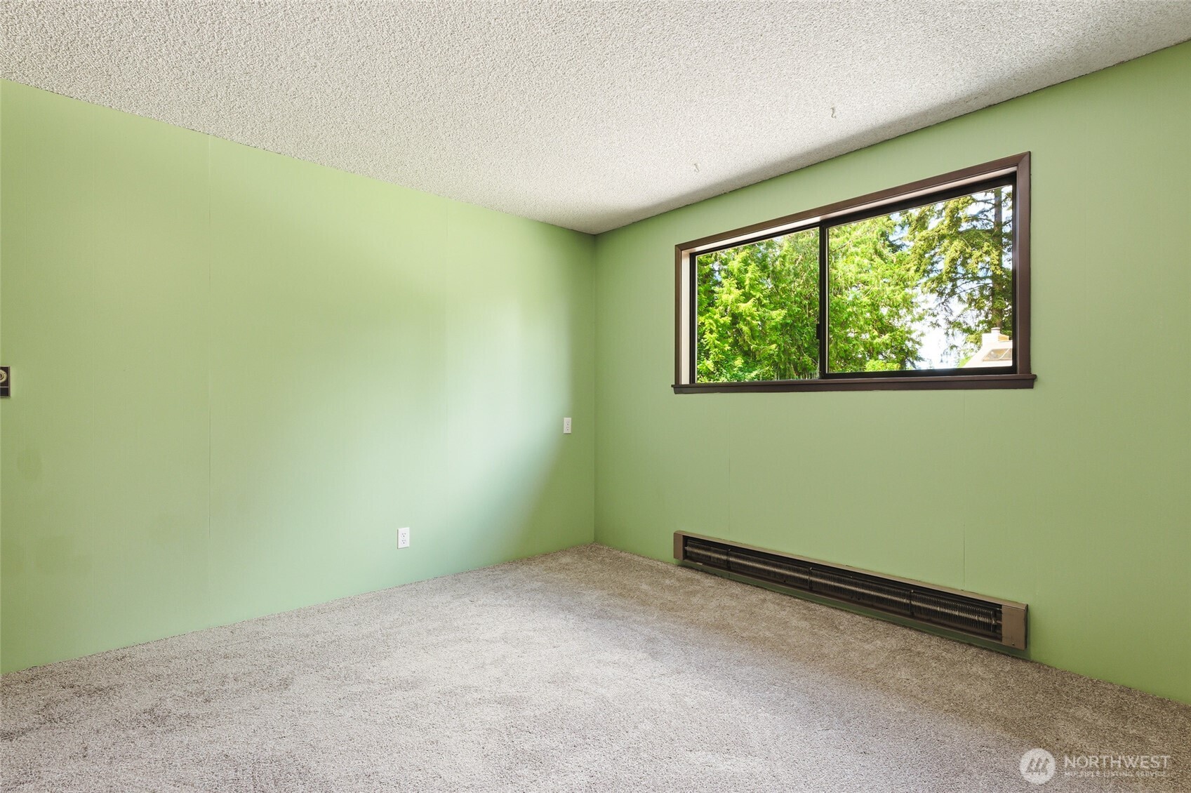 2406 Emerald Drive Property Photo 33