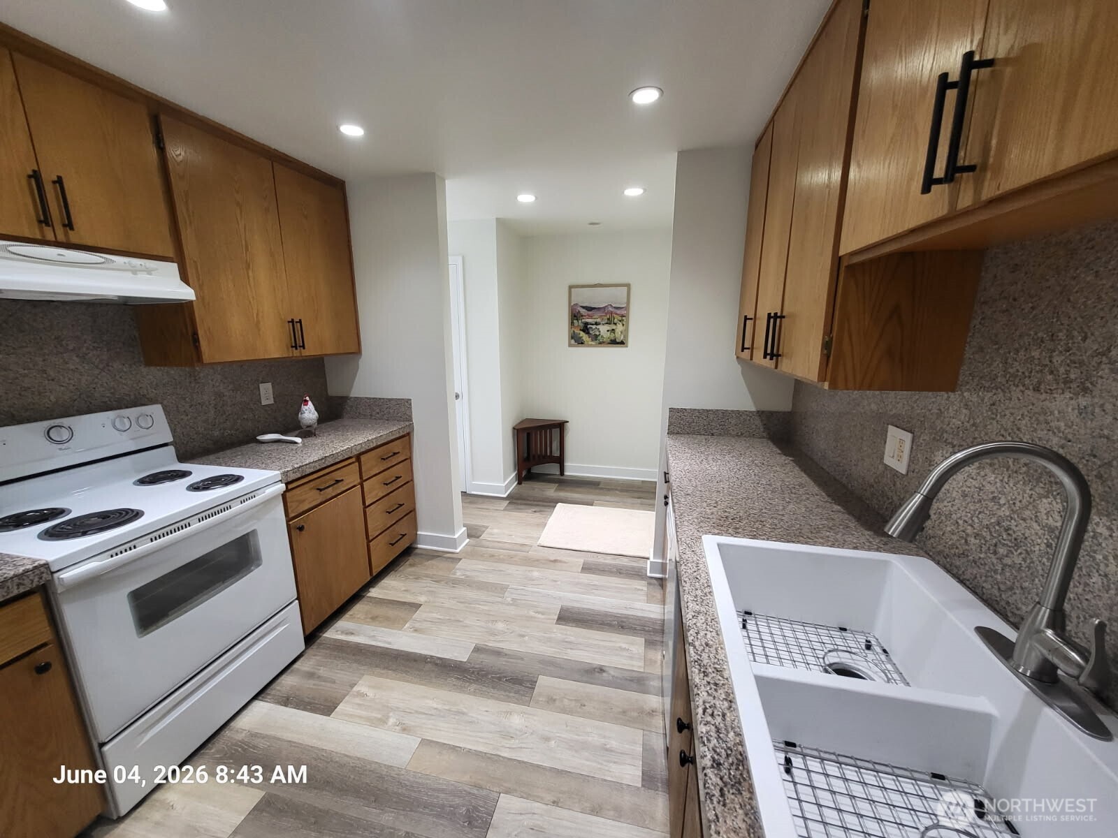 9030 Seward Park Avenue 202 Property Photo 10