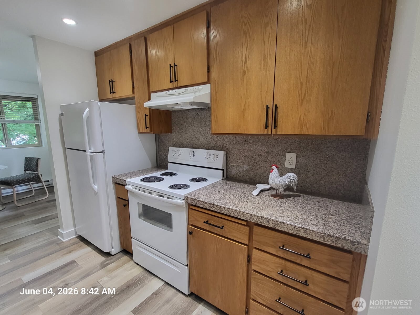 9030 Seward Park Avenue 202 Property Photo 11