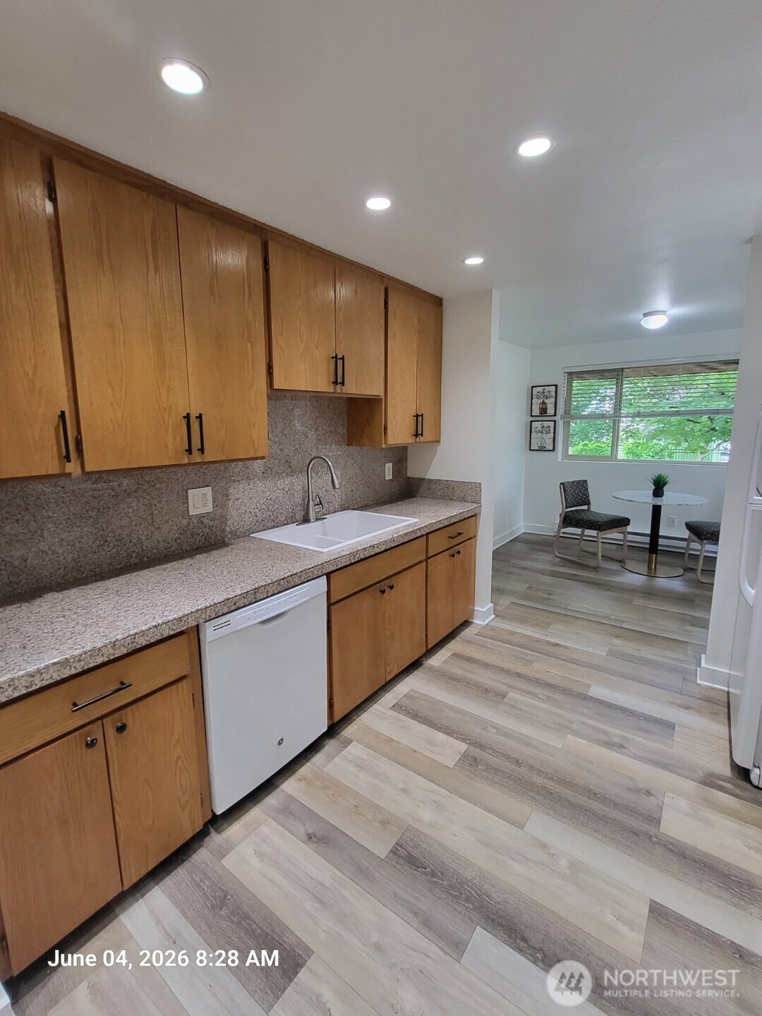 9030 Seward Park Avenue 202 Property Photo 12