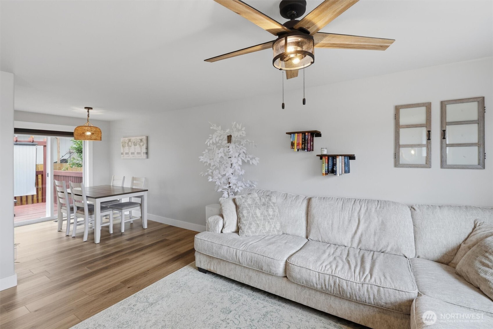 1424 Vecchio Court Property Photo 11