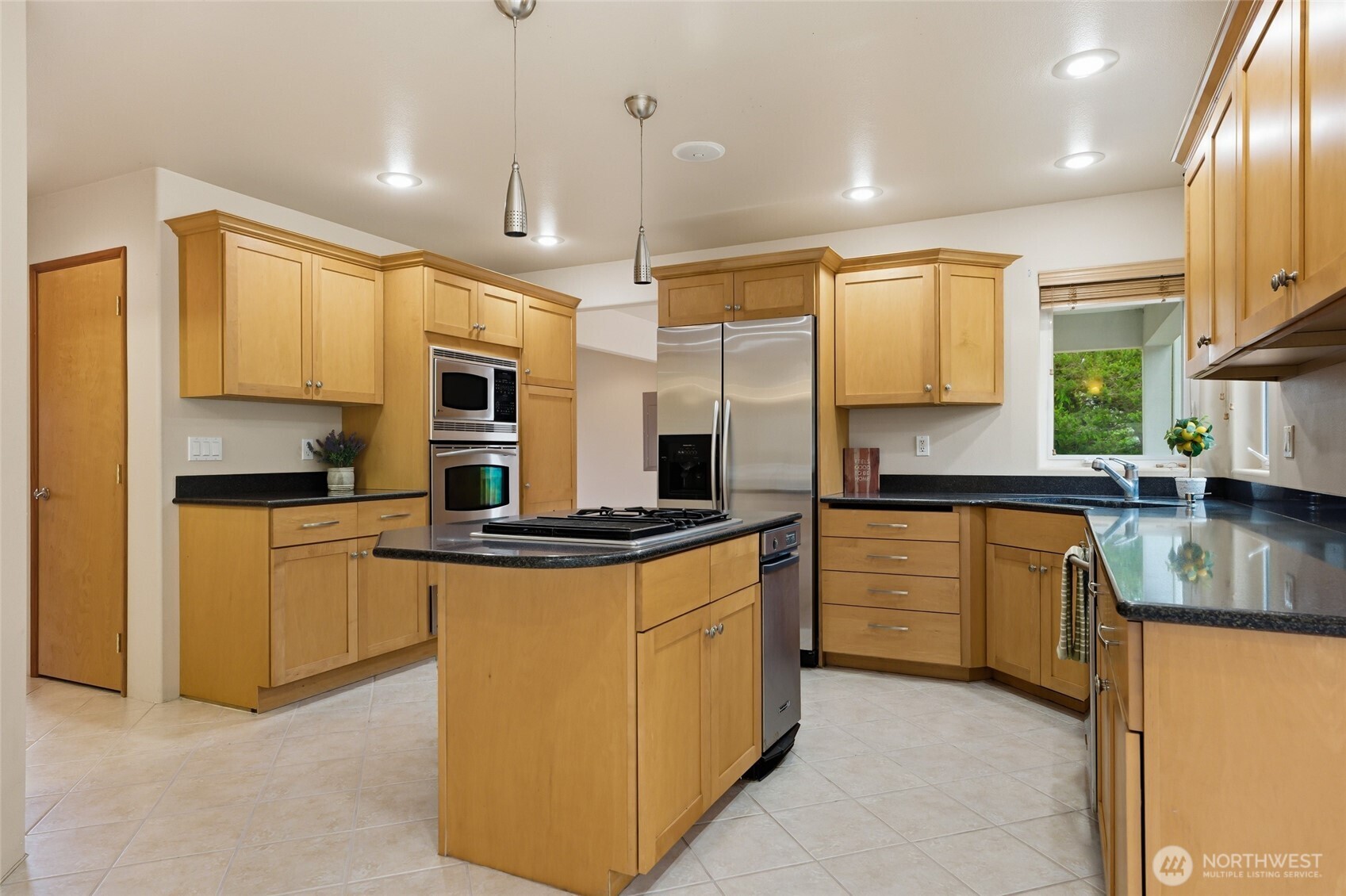 9347 Piperhill Drive Property Photo 10